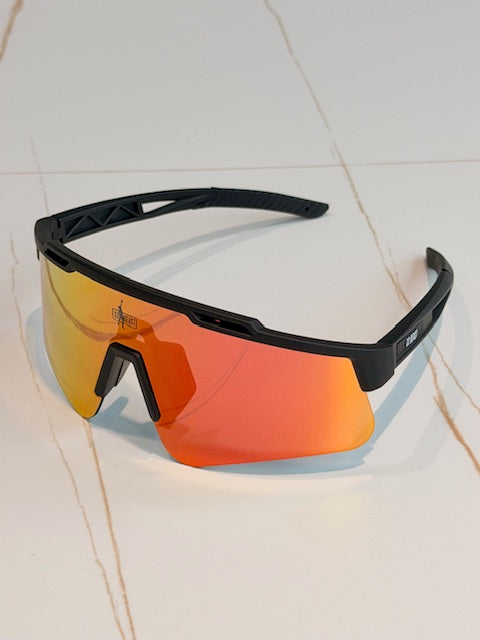 SPORTS SUNGLASSES
