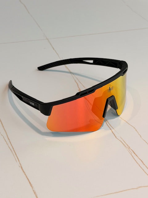 SPORTS SUNGLASSES